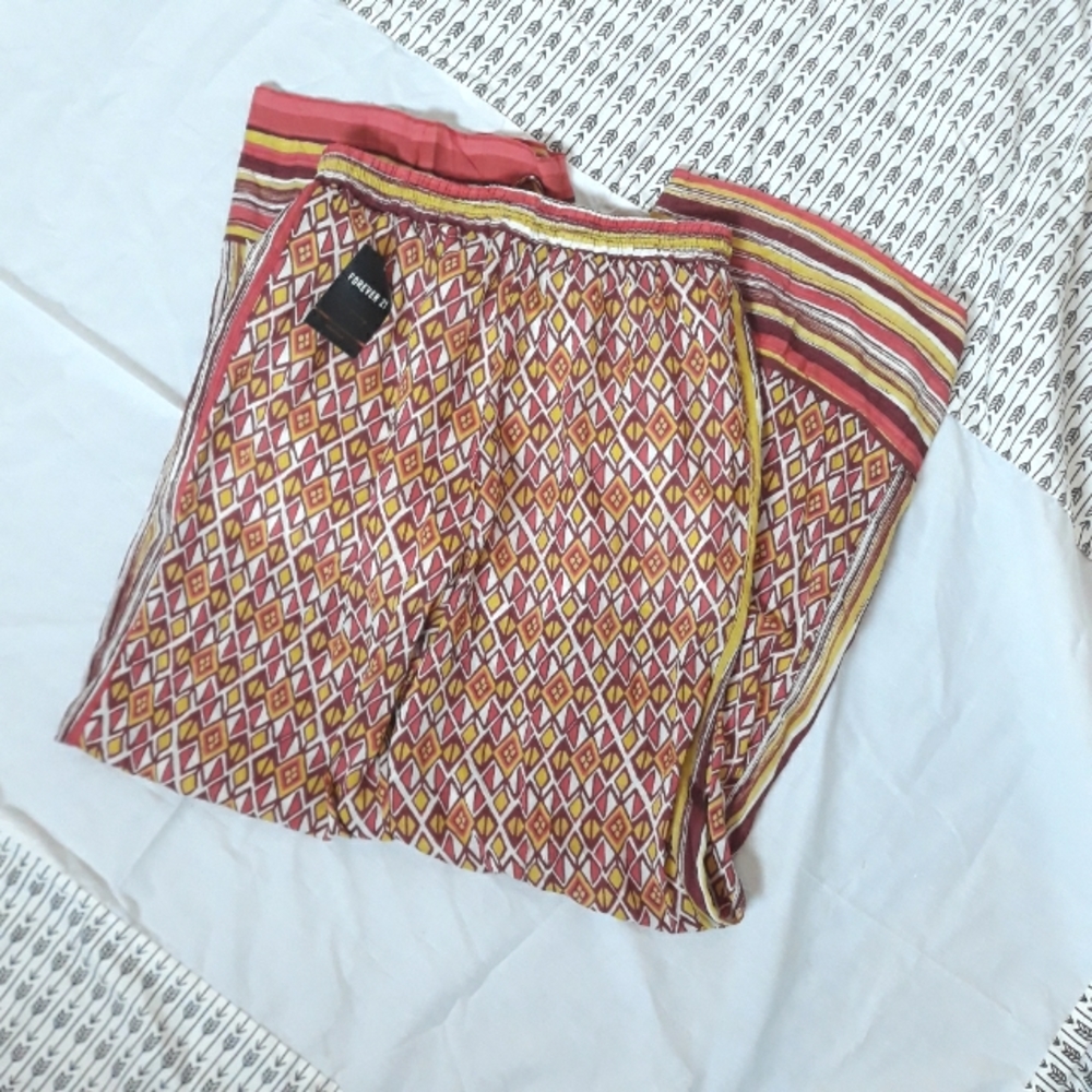 Geometric Pants - Picture 7 of 7